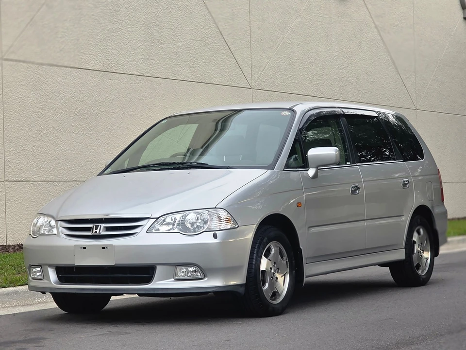 2000 Honda Odyssey - Image 16 of 31
