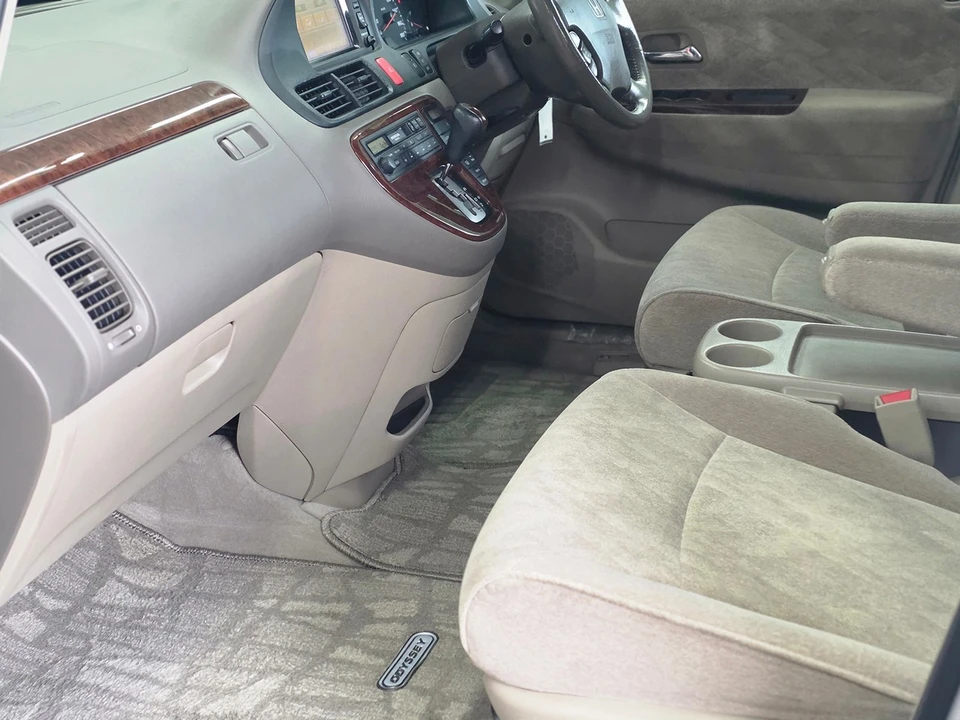 2000 Honda Odyssey - Image 28 of 31
