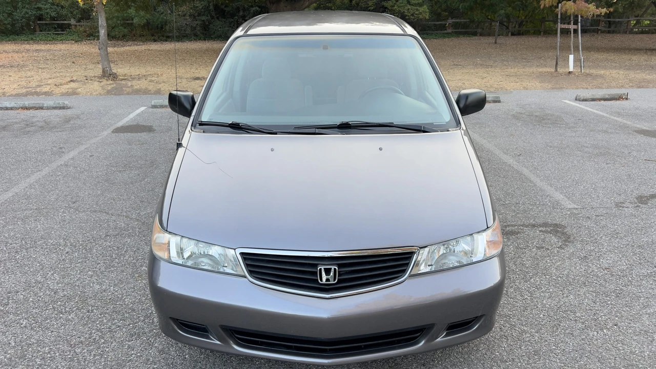 2000 Honda Odyssey - Image 4 of 31