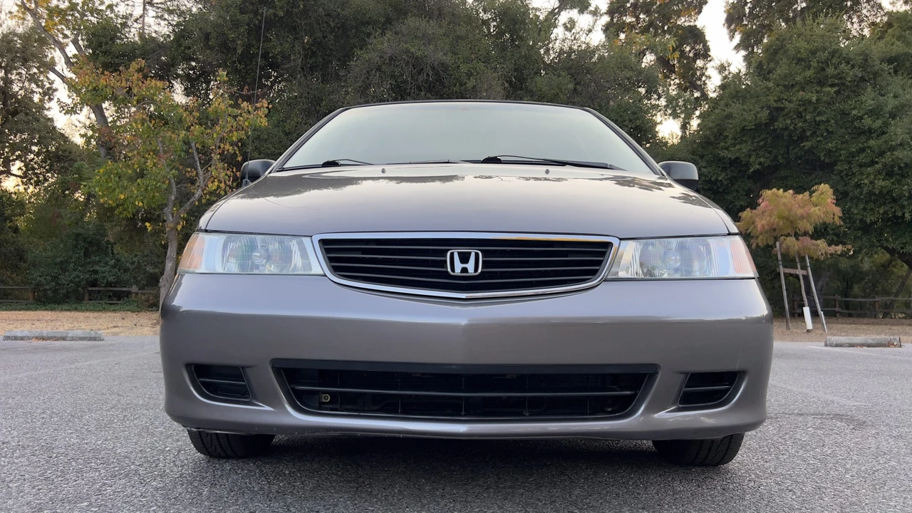 2000 Honda Odyssey - Image 9 of 31