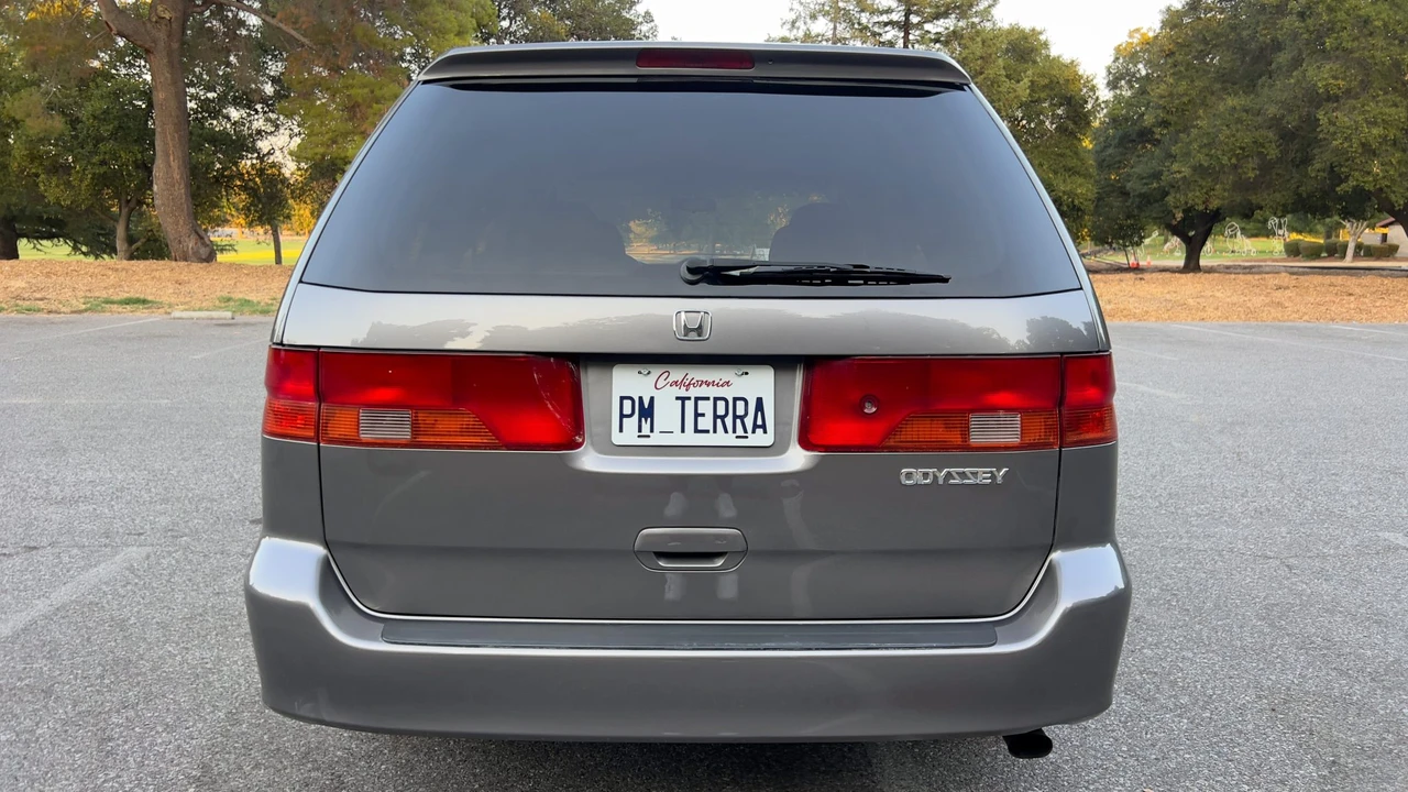2000 Honda Odyssey - Image 24 of 31