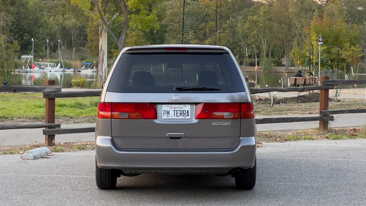 2000 Honda Odyssey - Image 20 of 31
