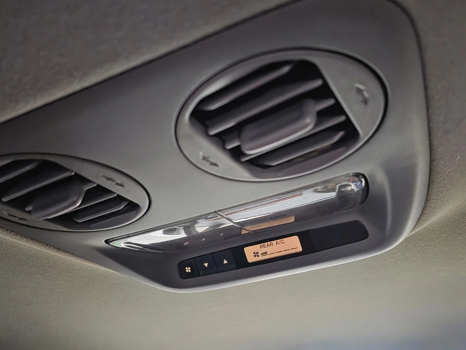 2000 Honda Odyssey - Image 28 of 31
