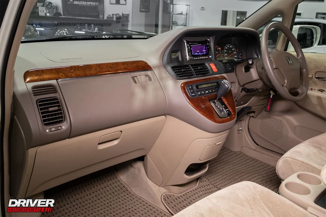 2000 Honda Odyssey - Image 12 of 23