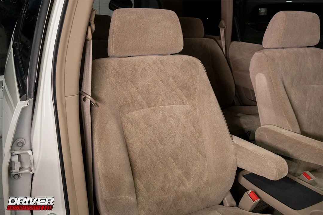 2000 Honda Odyssey - Image 13 of 23