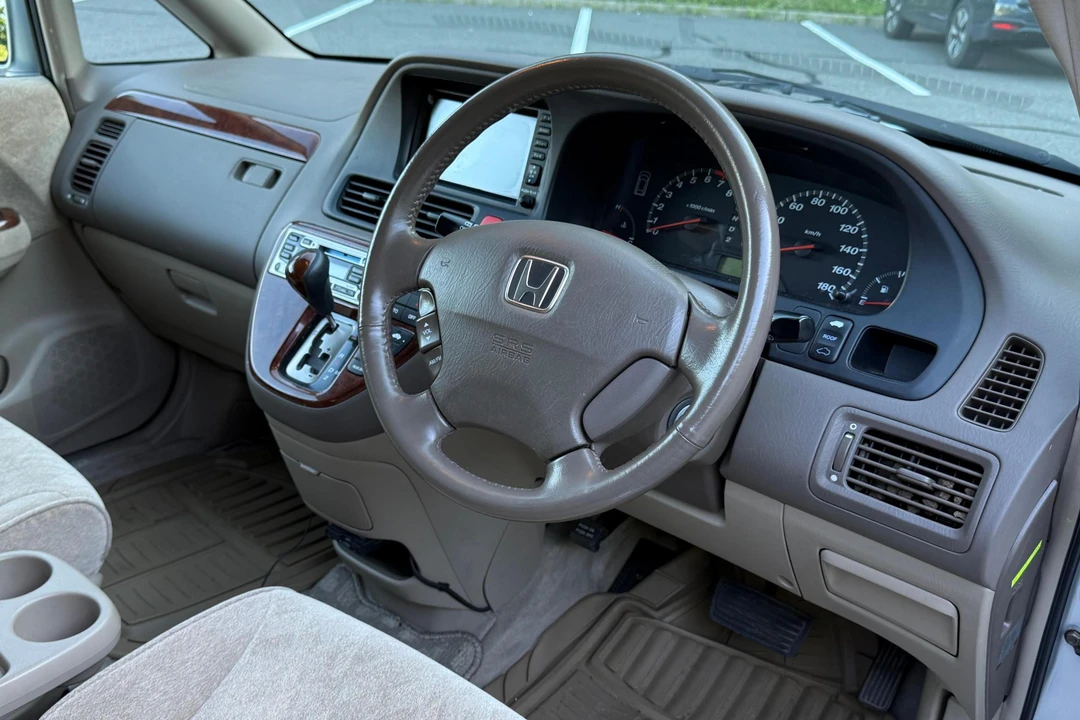 2000 Honda Odyssey - Image 25 of 31