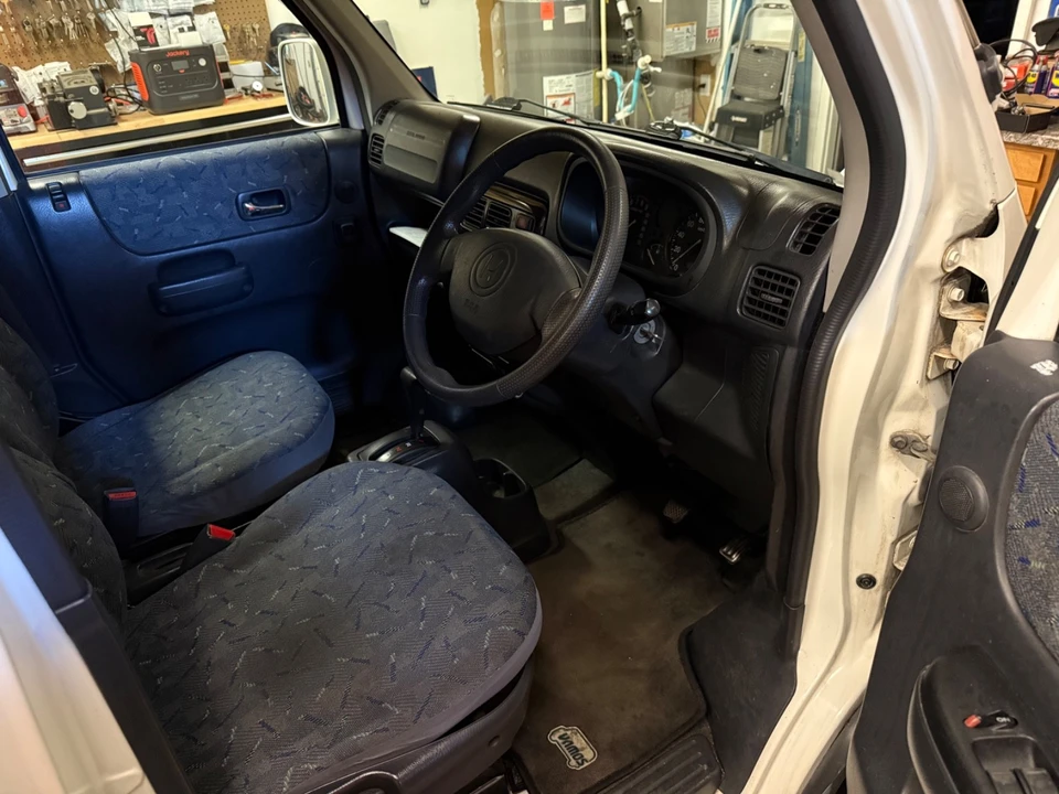 2000 Honda Vamos 2nd Gen - Image 4 of 4