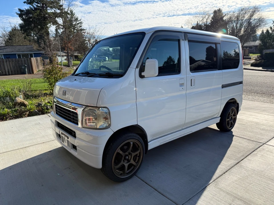 2000 Honda Vamos 2nd Gen - Image 2 of 4