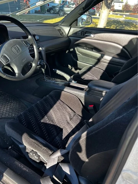 2000 Honda Prelude 5th Gen - Image 5 of 6