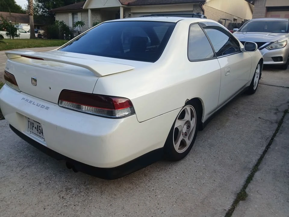 2000 Honda Prelude 5th Gen - Image 5 of 10