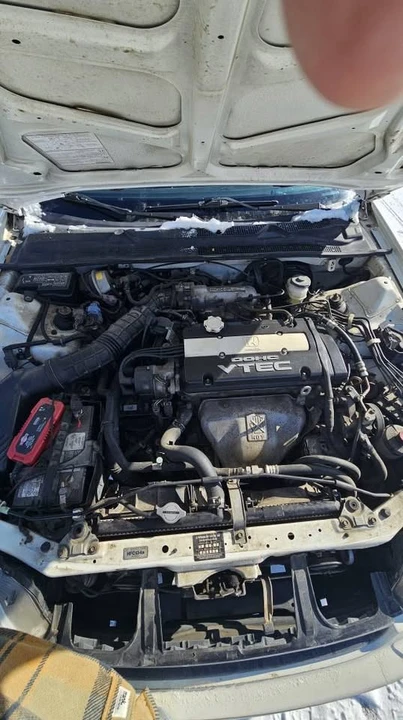 2000 Honda Prelude 5th Gen - Image 4 of 8