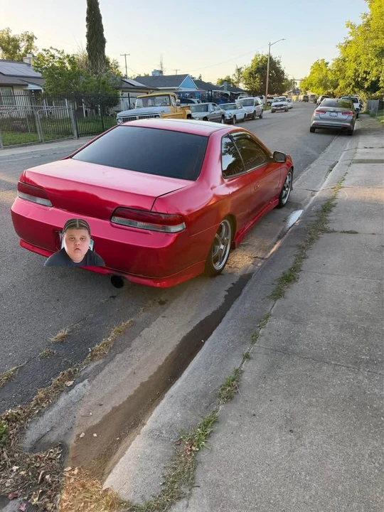 2000 Honda Prelude 5th Gen - Image 2 of 8