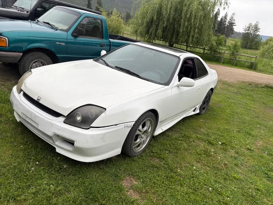 2000 Honda Prelude 5th Gen - Image 2 of 3