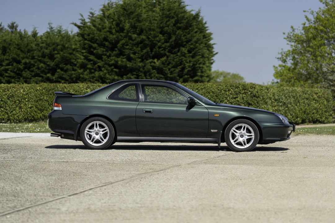 2000 Honda Prelude 5th Gen - Image 4 of 31