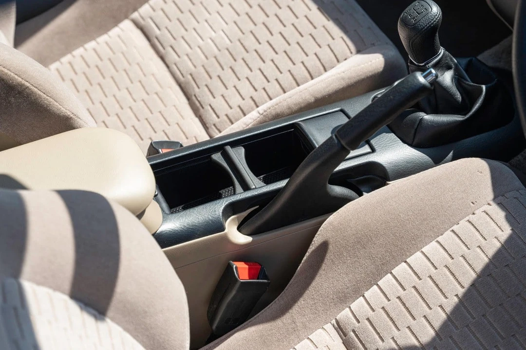 2000 Honda Prelude 5th Gen - Image 6 of 30