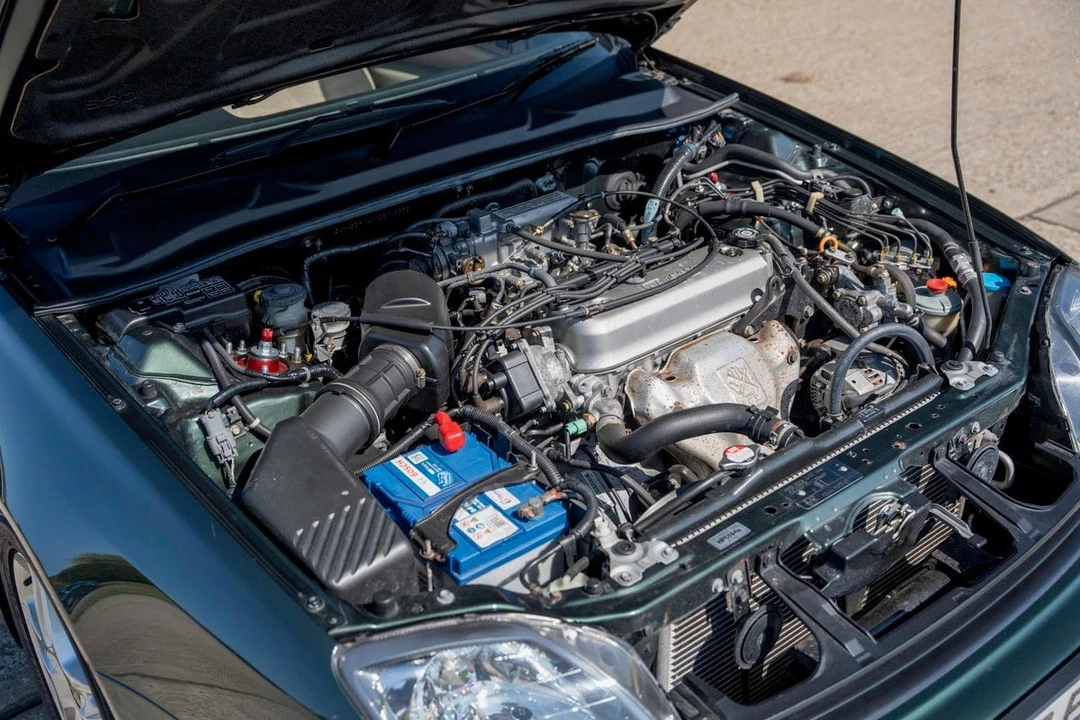 2000 Honda Prelude 5th Gen - Image 18 of 30