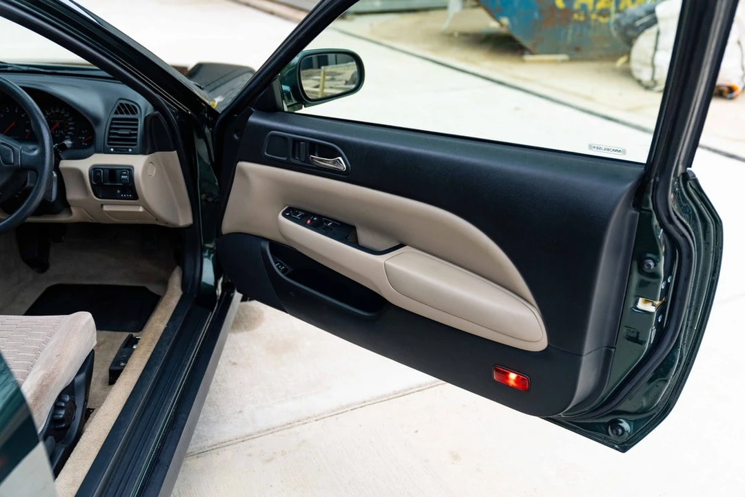 2000 Honda Prelude 5th Gen - Image 23 of 30