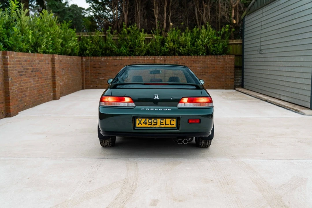 2000 Honda Prelude 5th Gen - Image 13 of 30