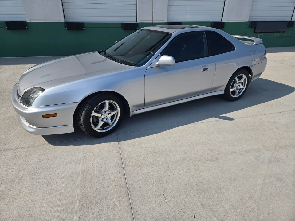 2000 Honda Prelude 5th Gen - Image 2 of 31