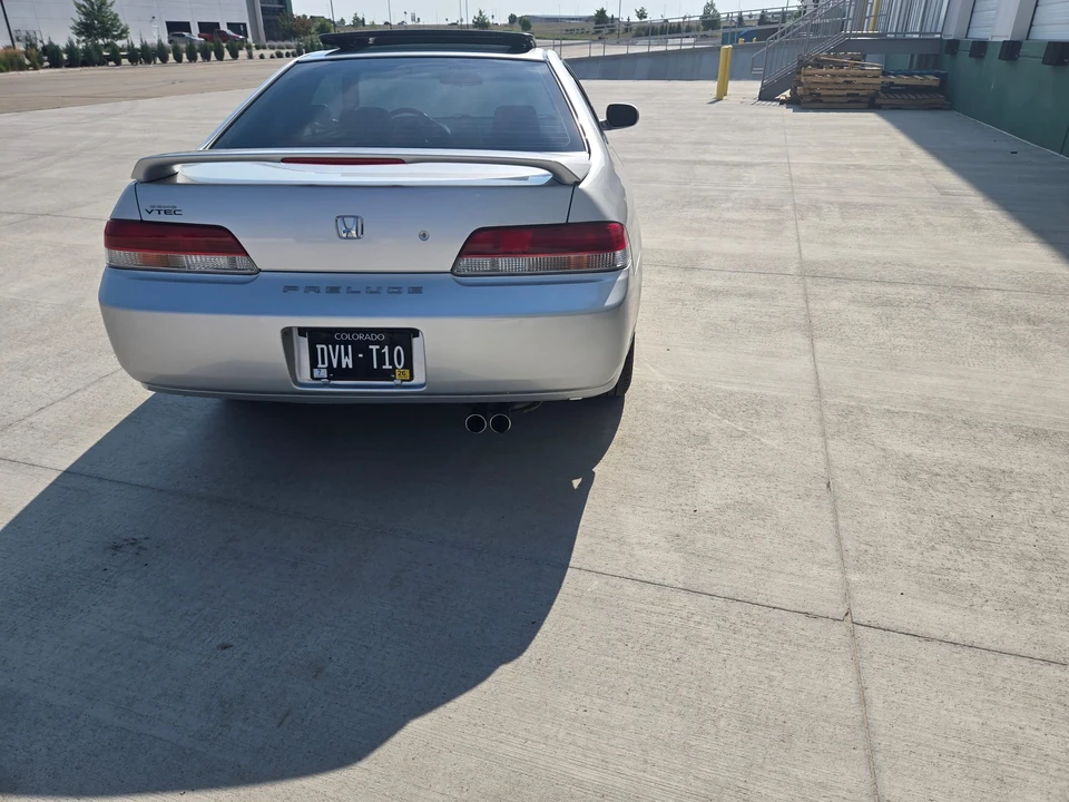 2000 Honda Prelude 5th Gen - Image 17 of 31
