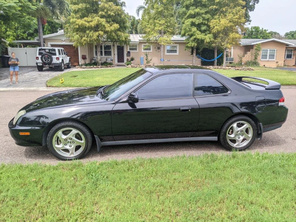 2000 Honda Prelude 5th Gen - Image 14 of 31