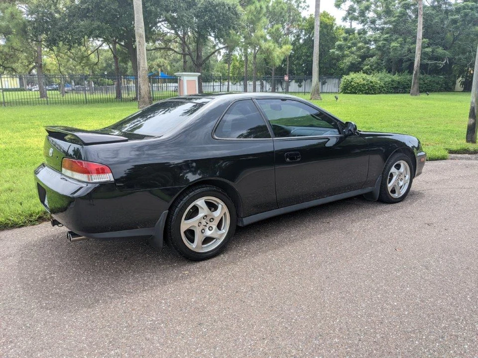 2000 Honda Prelude 5th Gen - Image 9 of 31