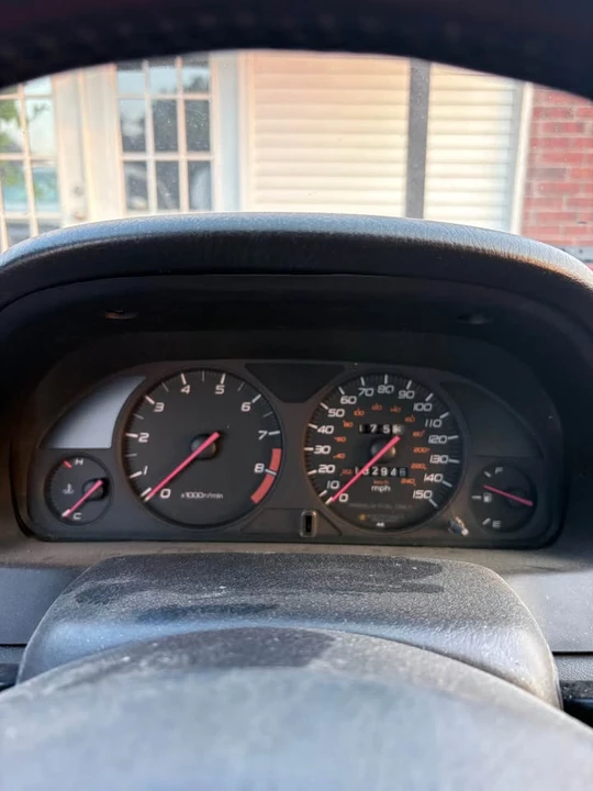 2000 Honda Prelude 5th Gen - Image 4 of 7