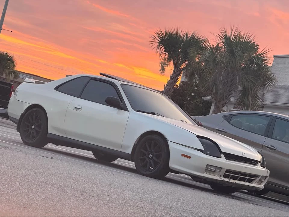 2000 Honda Prelude 5th Gen - Image 4 of 4