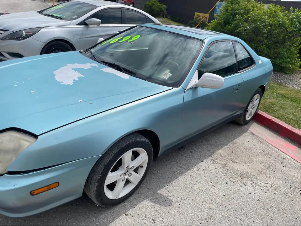 2000 Honda Prelude 5th Gen - Image 2 of 5