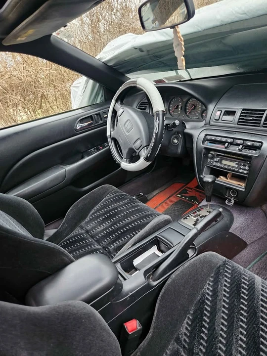 2000 Honda Prelude 5th Gen - Image 7 of 13