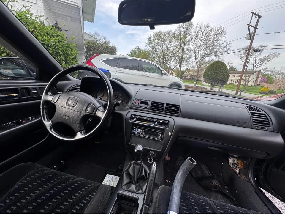 2000 Honda Prelude 5th Gen - Image 9 of 18