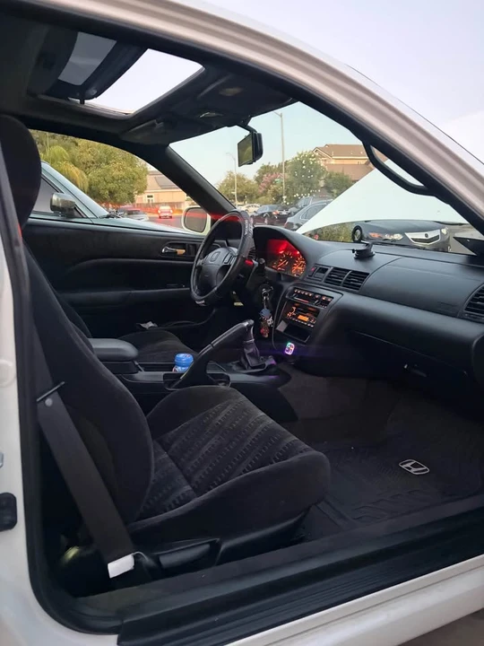 2000 Honda Prelude 5th Gen - Image 9 of 12