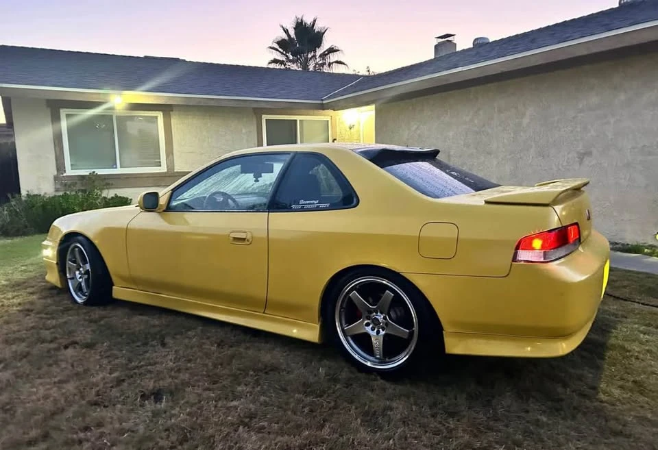 2000 Honda Prelude 5th Gen - Image 4 of 8