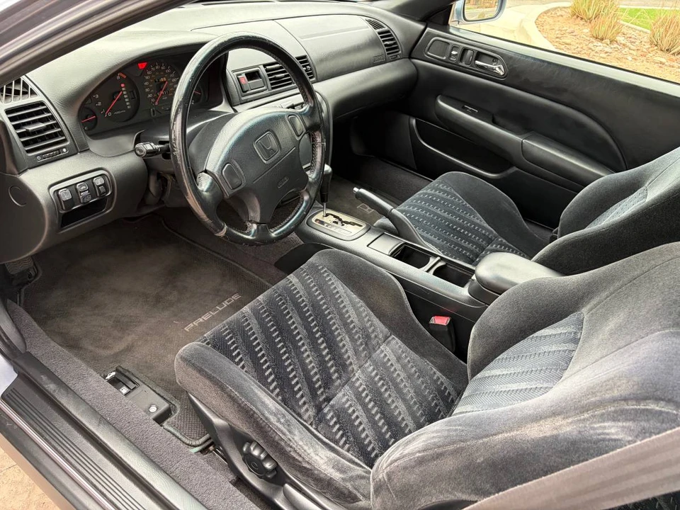 2000 Honda Prelude 5th Gen - Image 3 of 6