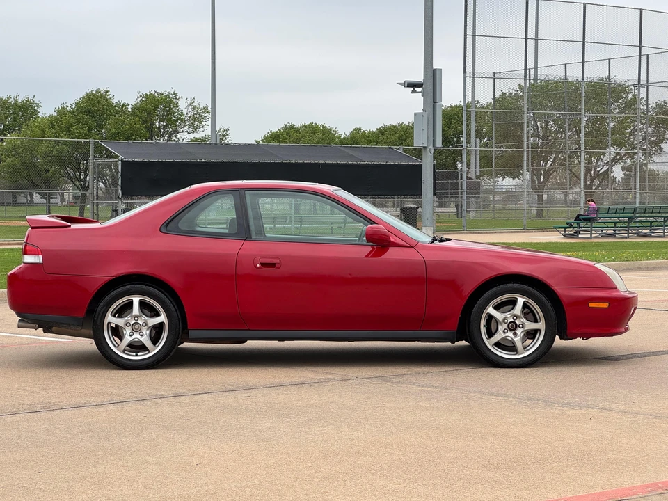 2000 Honda Prelude 5th Gen - Image 8 of 31