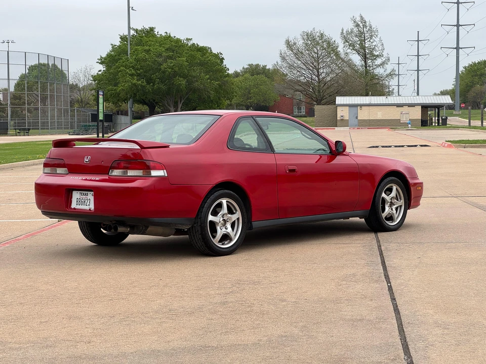 2000 Honda Prelude 5th Gen - Image 7 of 31