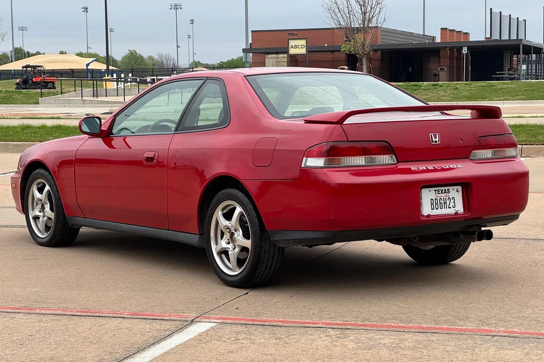 2000 Honda Prelude 5th Gen - Image 5 of 31