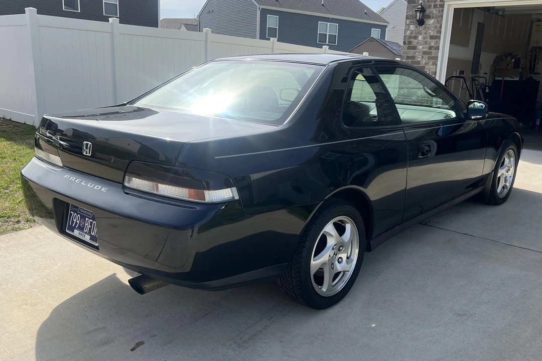 2000 Honda Prelude 5th Gen - Image 4 of 31