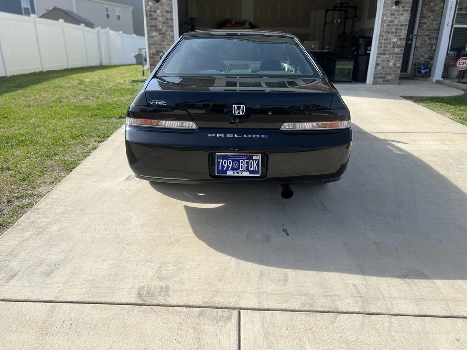 2000 Honda Prelude 5th Gen - Image 8 of 31
