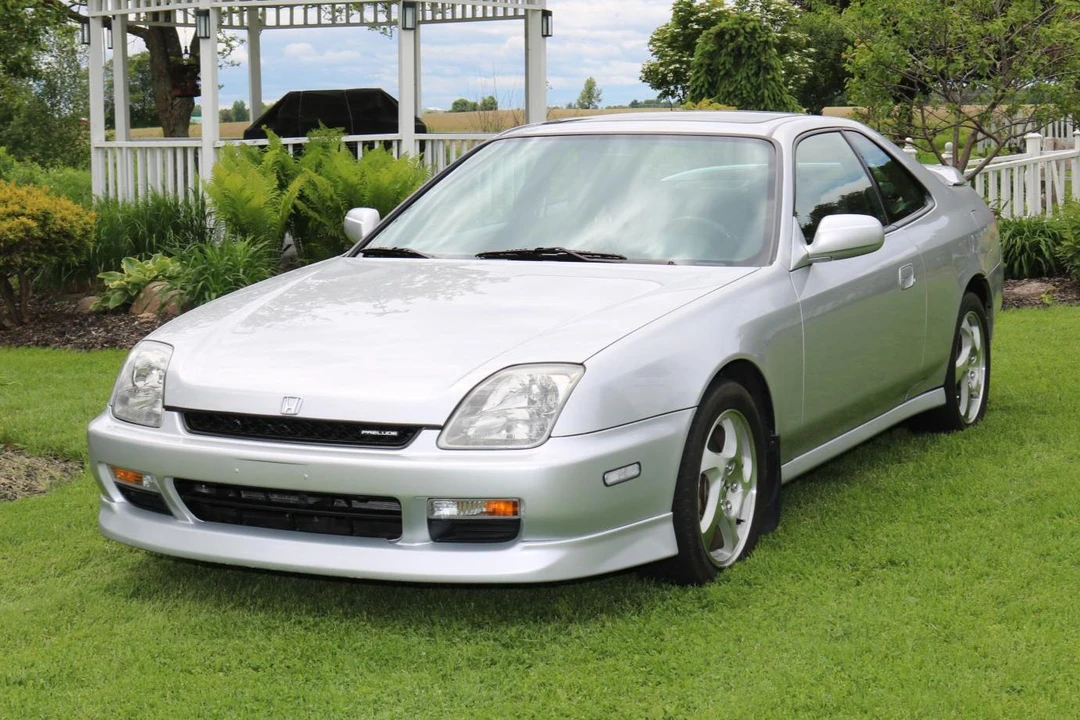 2000 Honda Prelude 5th Gen - Image 2 of 6