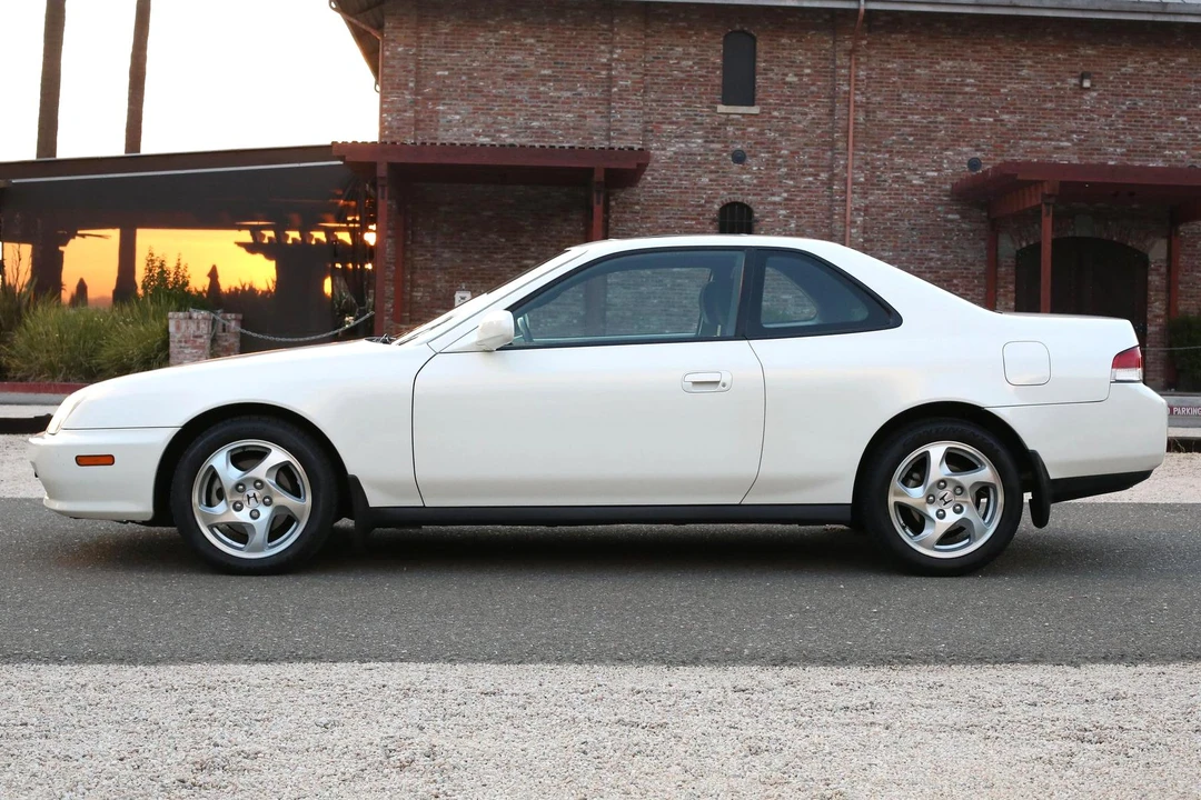 2000 Honda Prelude 5th Gen - Image 3 of 5