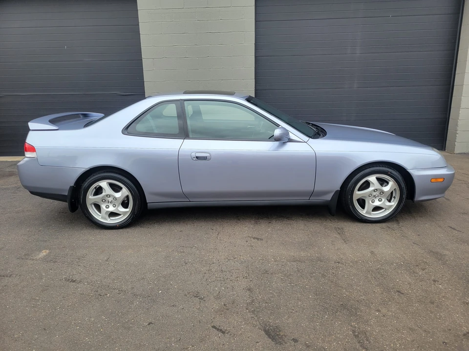 2000 Honda Prelude 5th Gen - Image 13 of 31