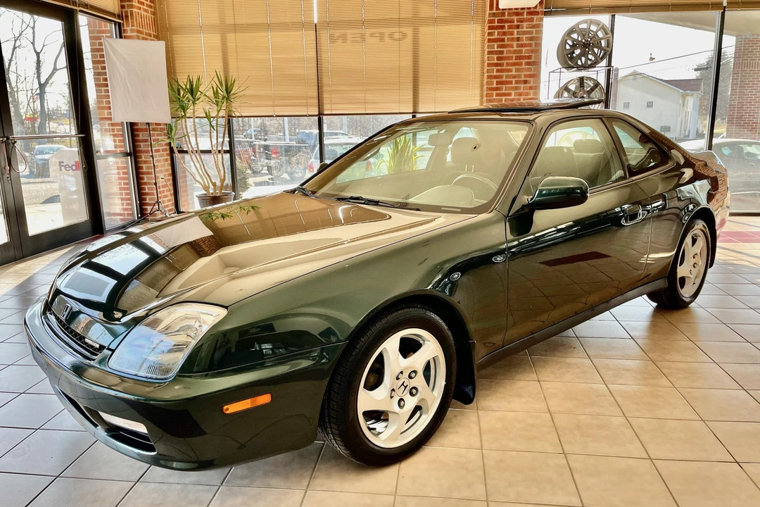2000 Honda Prelude 5th Gen - Image 2 of 31