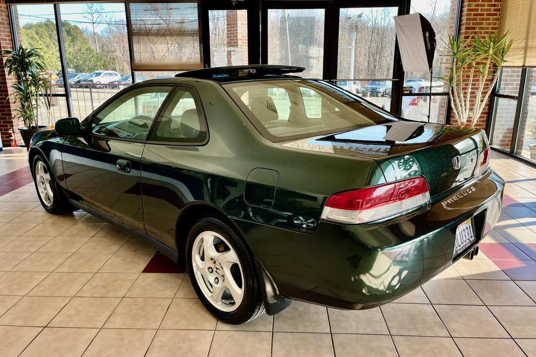 2000 Honda Prelude 5th Gen - Image 4 of 31