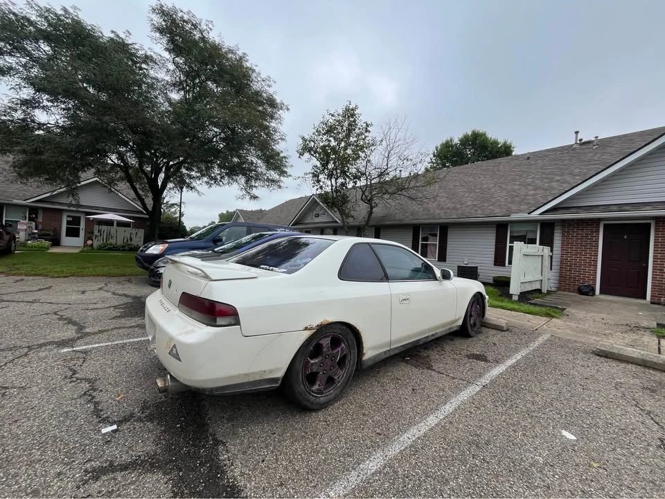 2000 Honda Prelude 5th Gen - Image 4 of 7