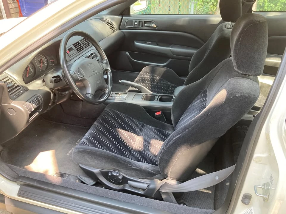 2000 Honda Prelude 5th Gen - Image 10 of 11