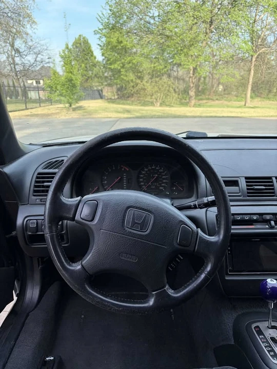 2000 Honda Prelude 5th Gen - Image 7 of 11