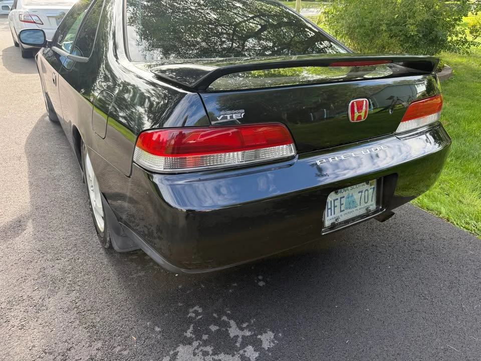 2000 Honda Prelude 5th Gen - Image 2 of 18