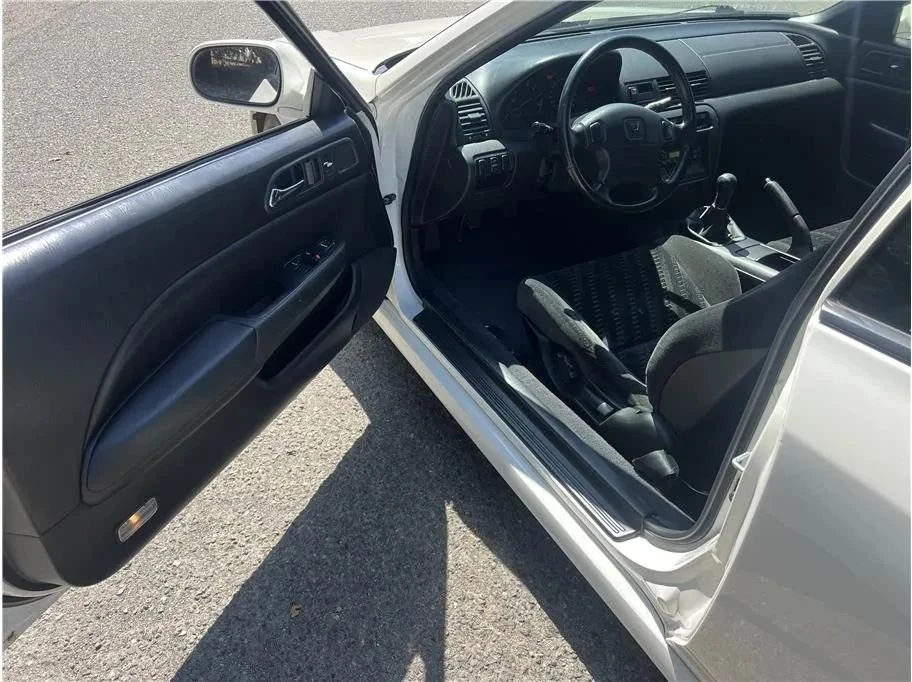 2000 Honda Prelude 5th Gen - Image 12 of 20