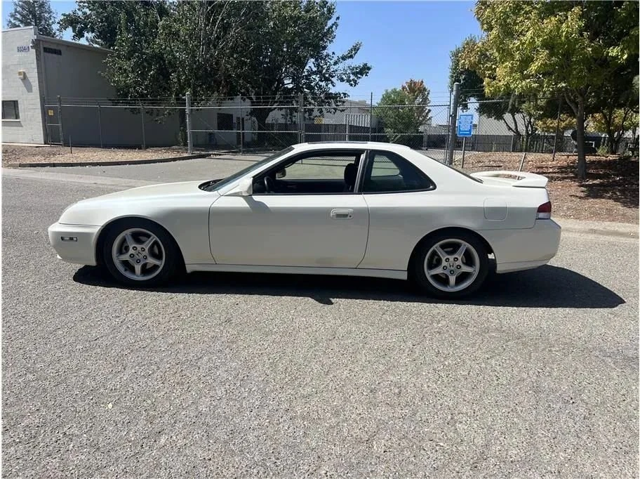 2000 Honda Prelude 5th Gen - Image 8 of 20